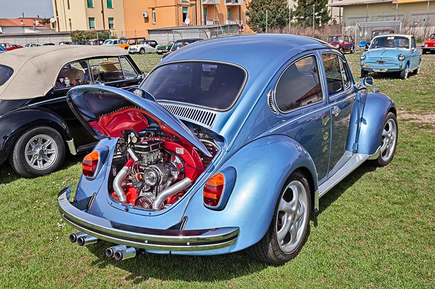 Fusca e seu powetrain de tração traseira.